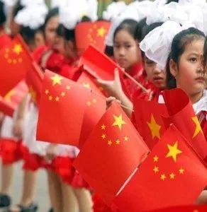沈腾、关晓彤藏浴帽!作家刘信达怒斥,你可以矜持一点吗?现场发生了啥?-专业问答交流平台